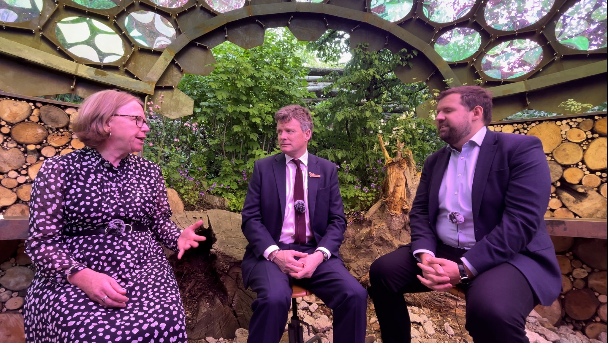 RES President Jane Hill with Minister for Biosecurity Richard Benyon and CEO of Curia UK, Ben Howlett  discussing their thoughts on sustainability and biodiversity in the RES Garden laboratory.